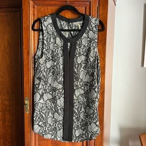 Vince camuto sleeveless top